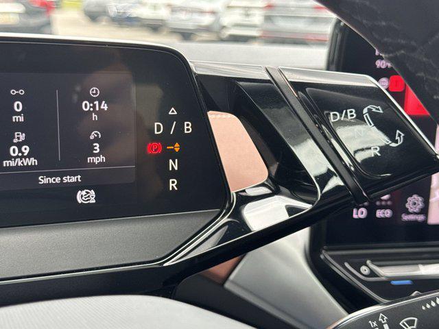 Photo of 2021 Mythos Black Metallic Volkswagen ID.4