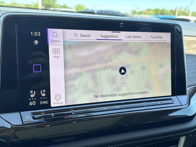 Photo of 2025 Opal White Pearl Volkswagen Atlas