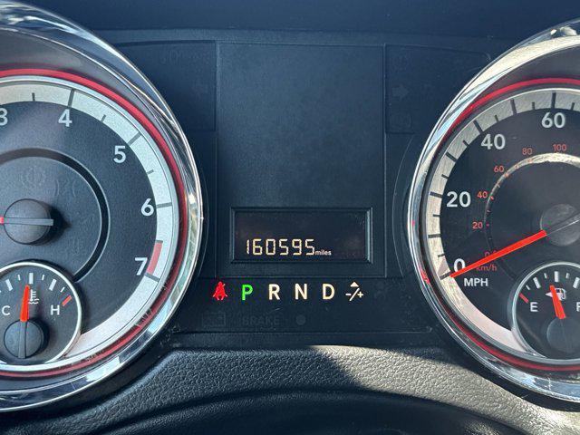 Photo of 2017 Granite Pearlcoat Dodge Grand Caravan