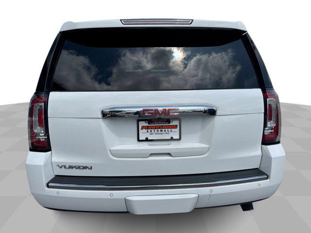 Photo of 2019 Summit White GMC Yukon