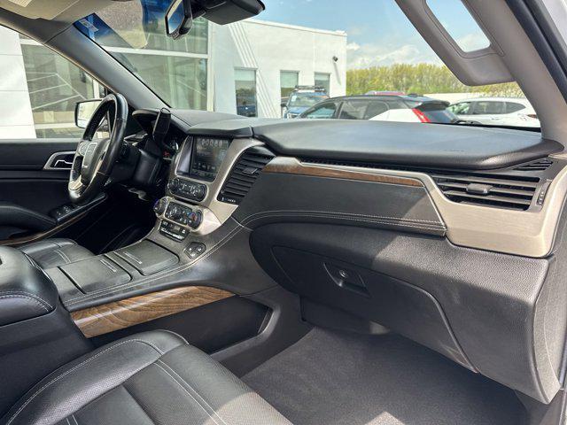 Photo of 2019 Summit White GMC Yukon