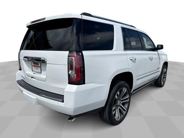 Photo of 2019 Summit White GMC Yukon