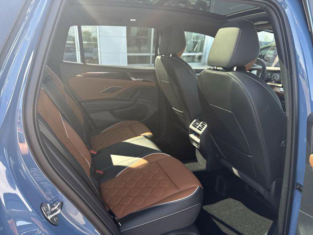 Photo of 2025 Monterey Blue Pearl Volkswagen Tiguan