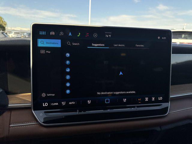 Photo of 2025 Monterey Blue Pearl Volkswagen Tiguan