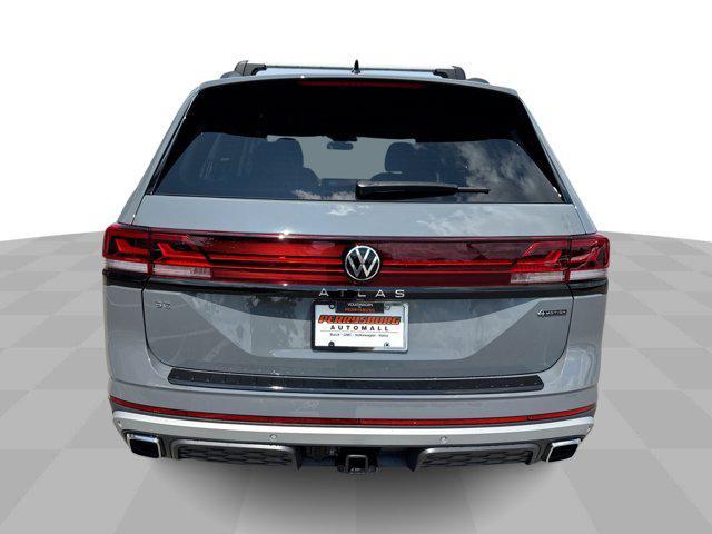 Photo of 2025 Pure Gray Volkswagen Atlas