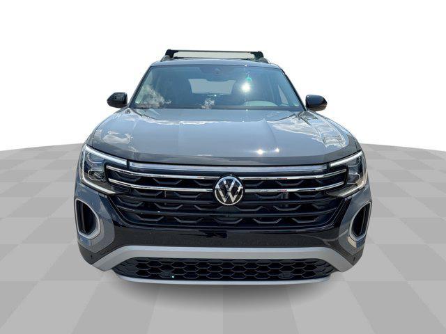 Photo of 2025 Pure Gray Volkswagen Atlas
