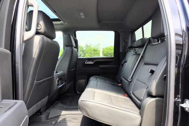 Photo of 2025 Onyx Black GMC Sierra 2500