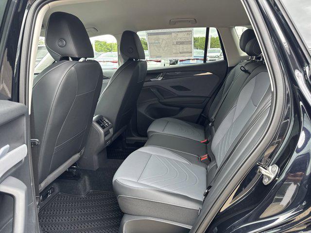 Photo of 2025 Deep Black Pearl Volkswagen Tiguan