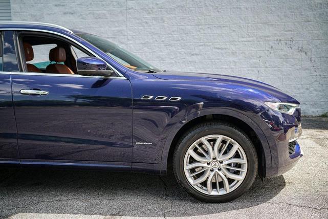 Photo of 2021 Blue Maserati Levante