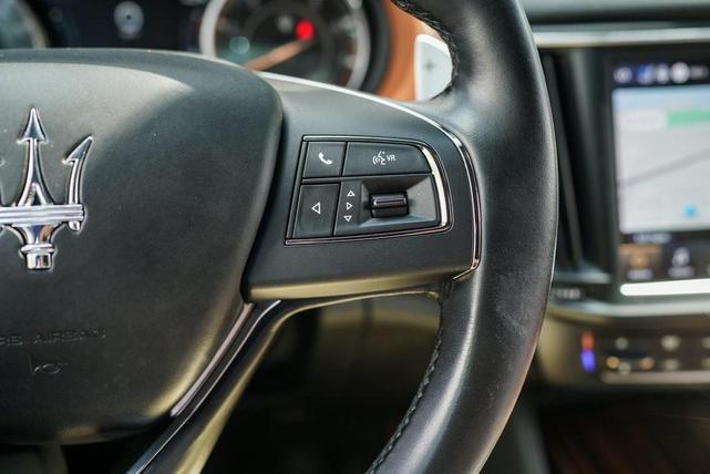 Photo of 2021 Blue Maserati Levante