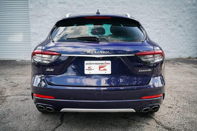 Photo of 2021 Blue Maserati Levante