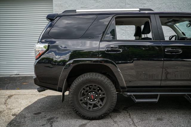 Photo of 2023 Midnight Black Metallic Toyota 4Runner
