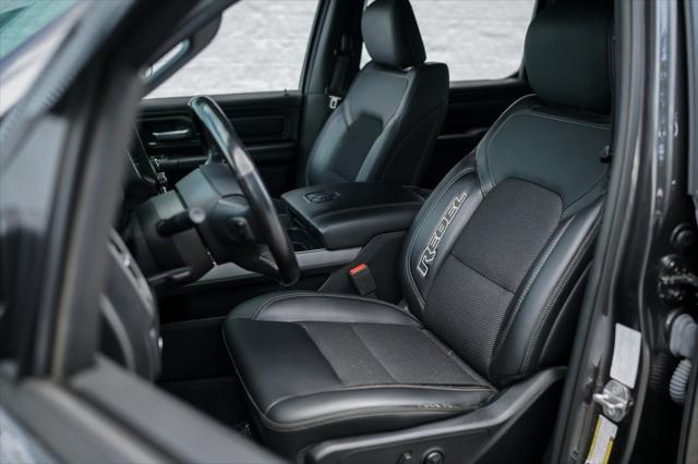 Photo of 2021 Granite Crystal Metallic Clearcoat RAM 1500