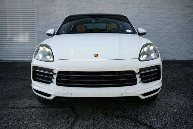 Photo of 2022 Gray Porsche Cayenne