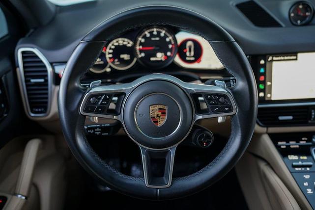 Photo of 2022 Gray Porsche Cayenne