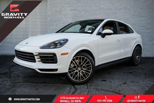 Photo of 2022 Gray Porsche Cayenne