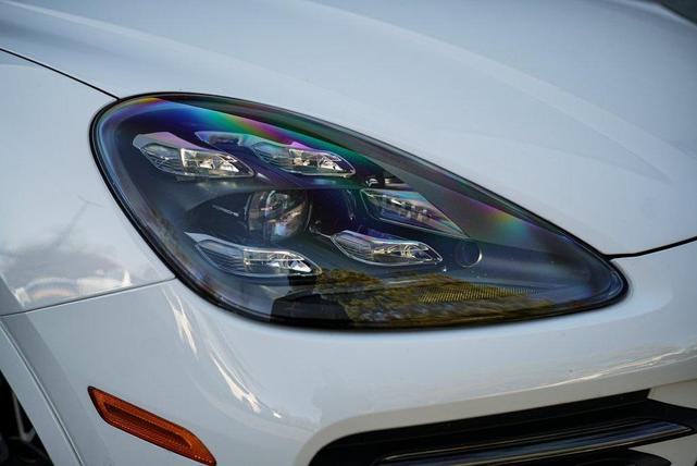 Photo of 2022 Gray Porsche Cayenne
