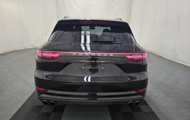 Photo of 2021 Black Porsche Cayenne