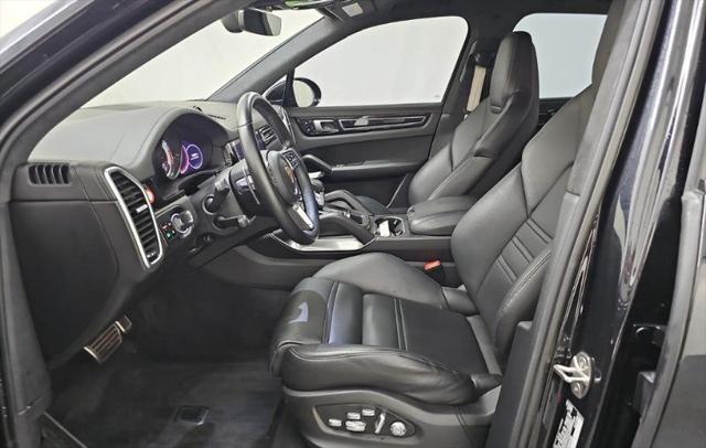 Photo of 2021 Black Porsche Cayenne