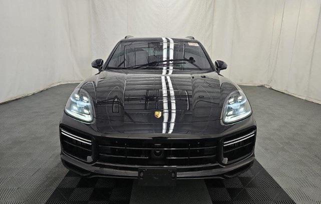 Photo of 2021 Black Porsche Cayenne