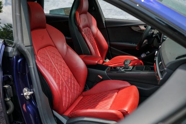 Photo of 2022 Blue Metallic Audi S5