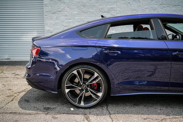 Photo of 2022 Blue Metallic Audi S5
