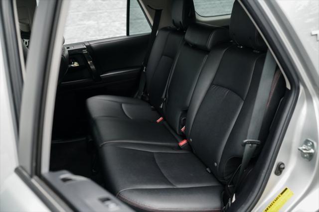 Photo of 2022 Classic Silver Metallic Toyota 4Runner