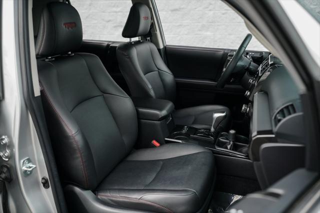 Photo of 2022 Classic Silver Metallic Toyota 4Runner