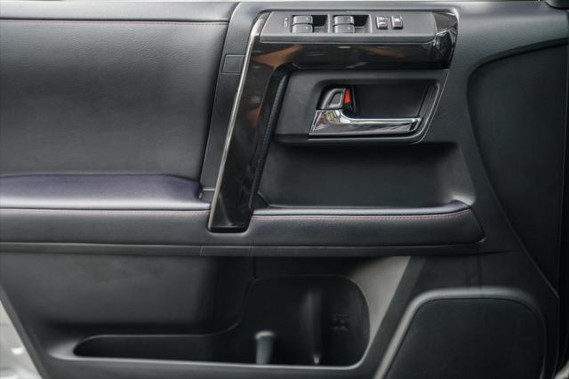 Photo of 2022 Classic Silver Metallic Toyota 4Runner