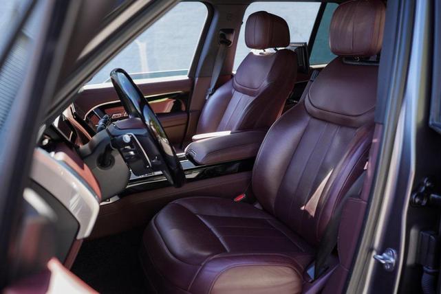 Photo of 2023  Land Rover Range Rover