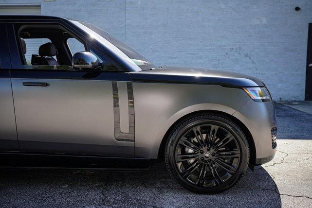 Photo of 2023  Land Rover Range Rover