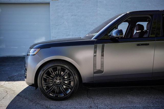 Photo of 2023  Land Rover Range Rover