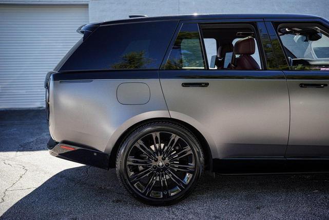 Photo of 2023  Land Rover Range Rover