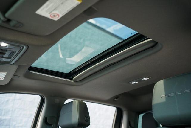 Photo of 2021 Pacific Blue Metallic GMC Sierra 3500