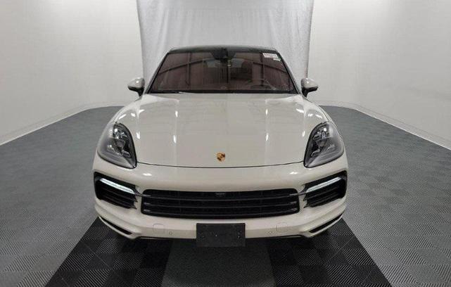 Photo of 2022 Tan Porsche Cayenne