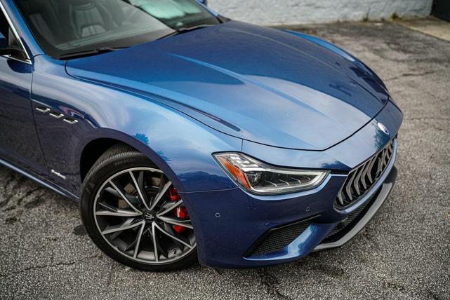 Photo of 2020 Blue Maserati Ghibli