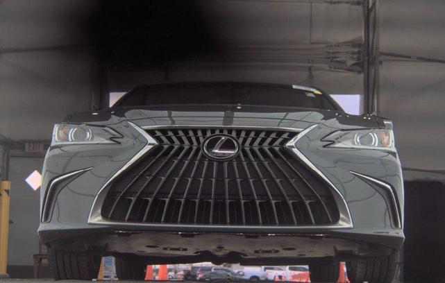 Photo of 2023 Cloudburst Gray Lexus ES 350