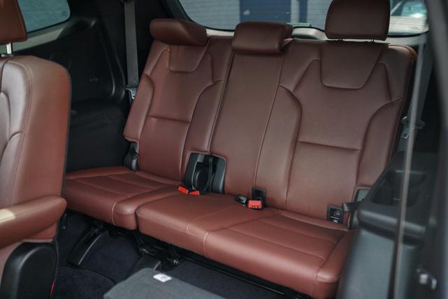 Photo of 2024 Dark Moss Kia Telluride