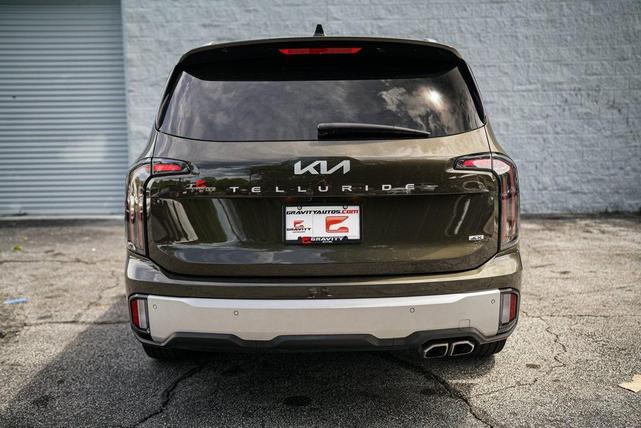 Photo of 2024 Dark Moss Kia Telluride