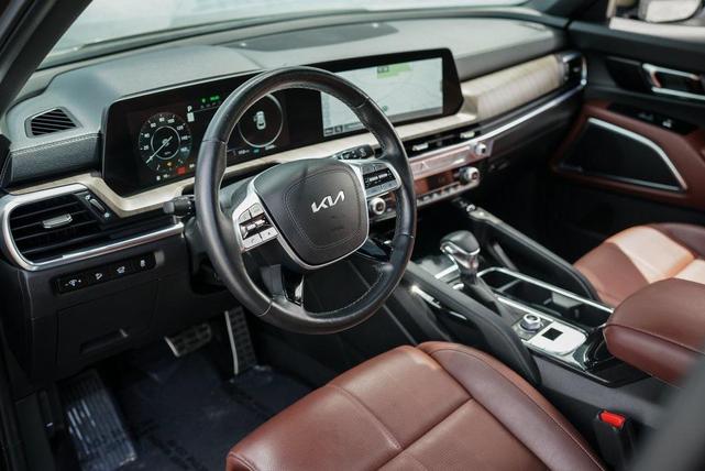Photo of 2024 Dark Moss Kia Telluride