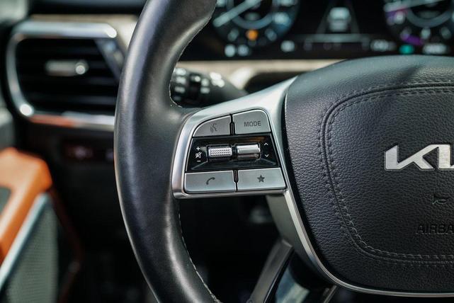 Photo of 2024 Dark Moss Kia Telluride