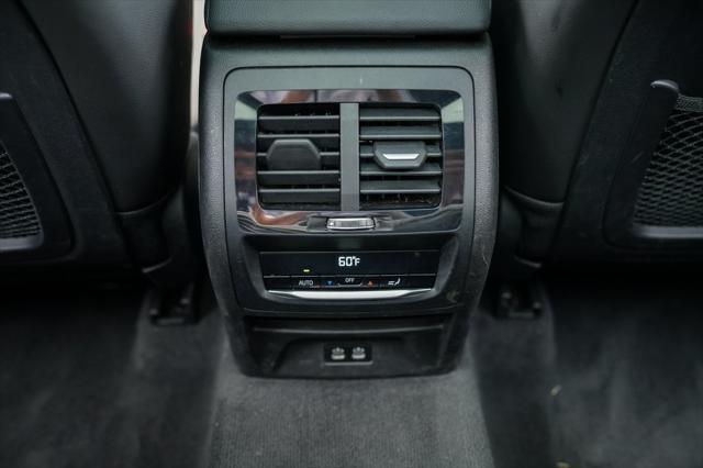 Photo of 2022 Phytonic Blue Metallic BMW X3