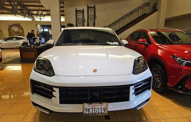 Photo of 2024 White Porsche Cayenne