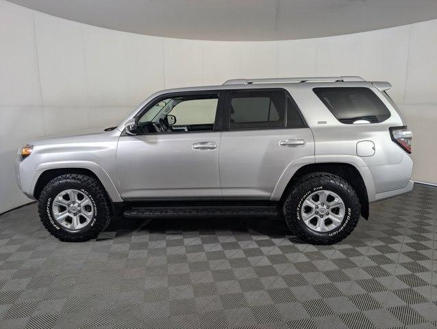 Photo of 2018 Gray Toyota 4Runner