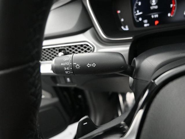 Photo of 2023 Majestic Black Pearl Acura Integra