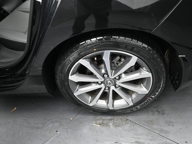 Photo of 2023 Majestic Black Pearl Acura Integra