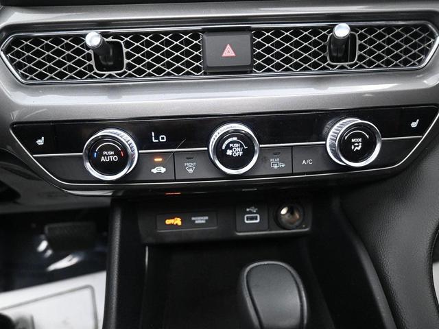 Photo of 2023 Majestic Black Pearl Acura Integra