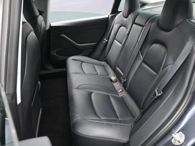 Photo of 2023 Gray Tesla Model 3
