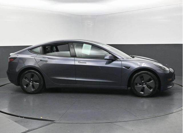 Photo of 2023 Gray Tesla Model 3