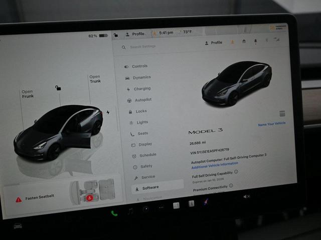Photo of 2023 Gray Tesla Model 3